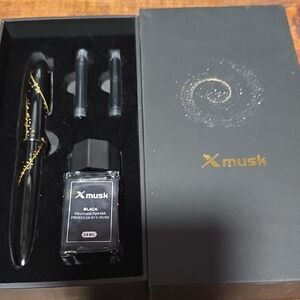 Black Fountain Pen Set